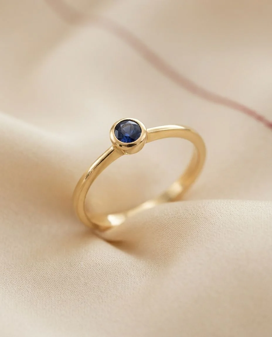 Ring 14 Karat Gelbgold · drapiert