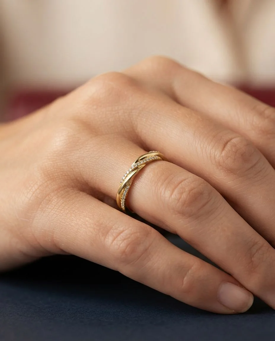 Ring 14 Karat Gelbgold · getragen