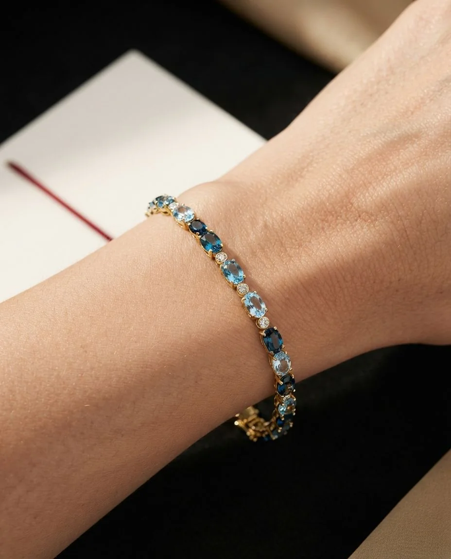 Armband 14 Karat Gelbgold · getragen
