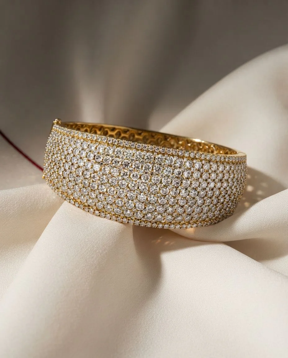 Armreif 18 Karat Gelbgold · drapiert