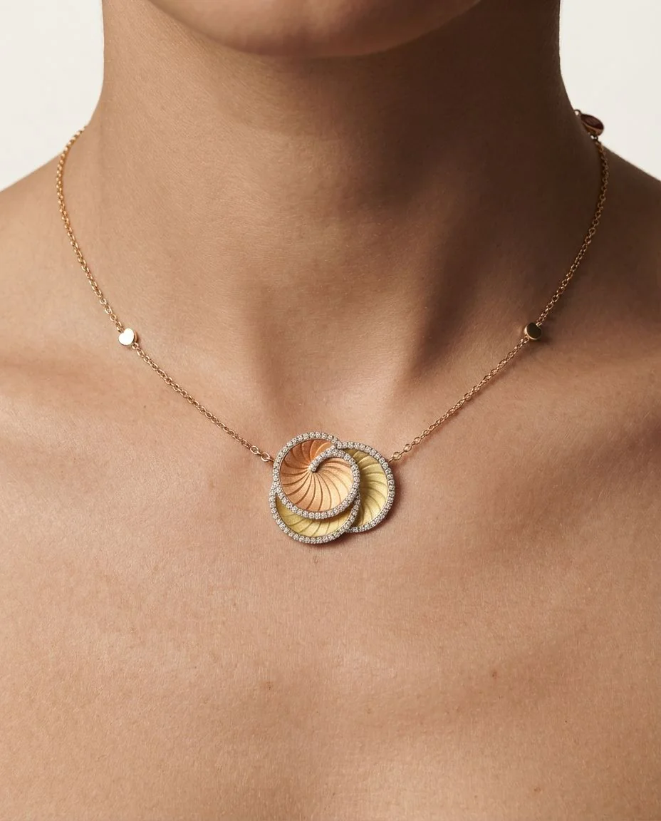 Collier Hypnose · getragen