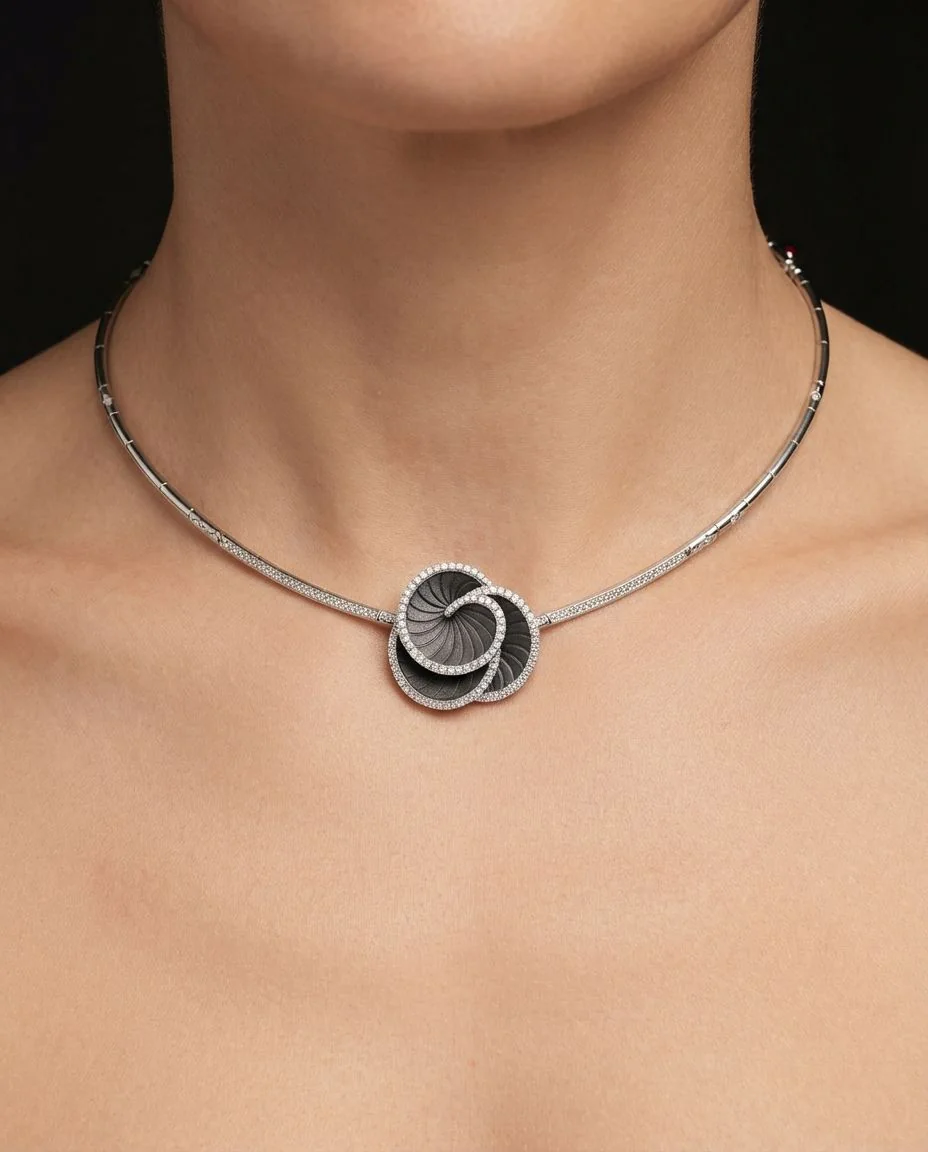 Collier Hypnose · getragen