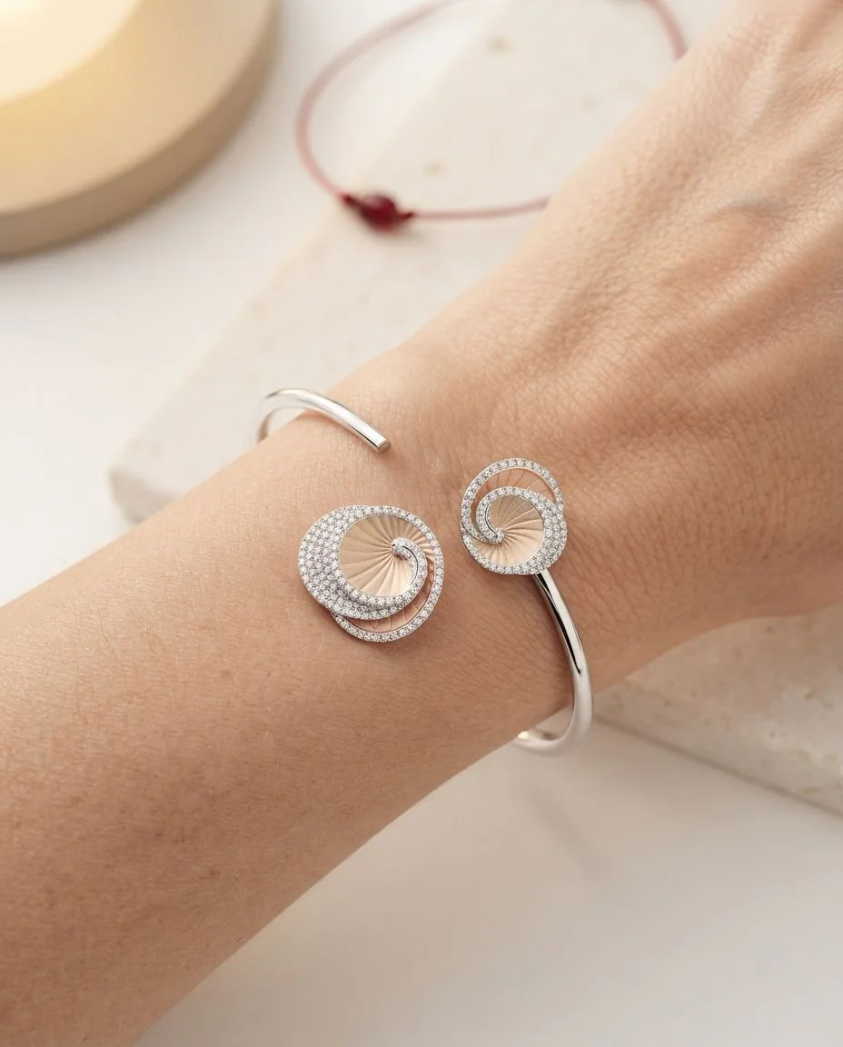 Armband Hypnose Galaxy · getragen