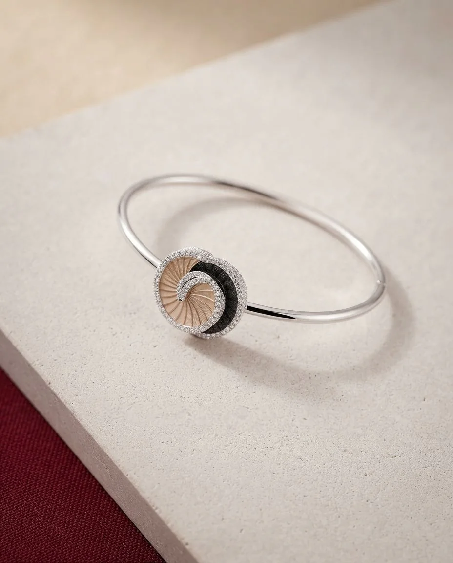 Armband Hypnose Galaxy · drapiert