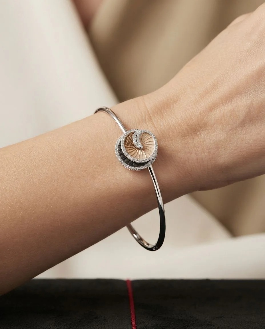 Armband Hypnose Galaxy · getragen