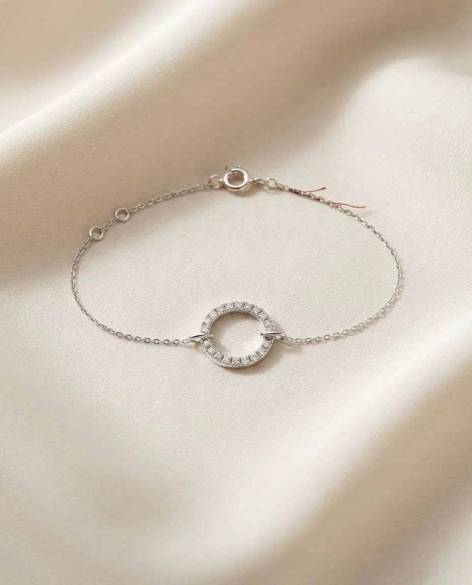 Armband 18 Karat Weißgold Kreis, mit ZÖ 15,5 cm + 16,5 cm · drapiert
