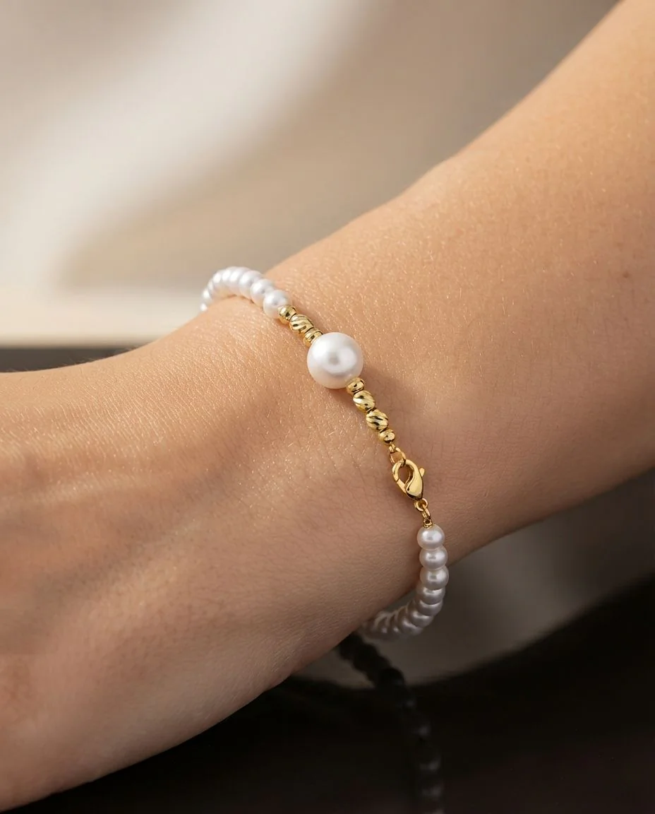Armband 18 Karat Gelbgold · getragen