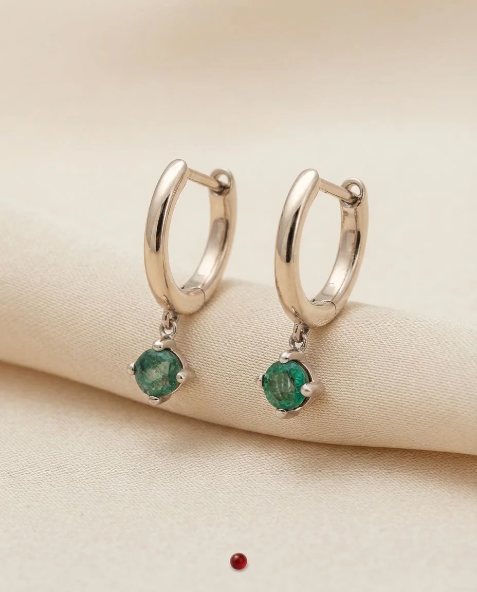 Ohrschmuck 18 Karat Weißgold · drapiert