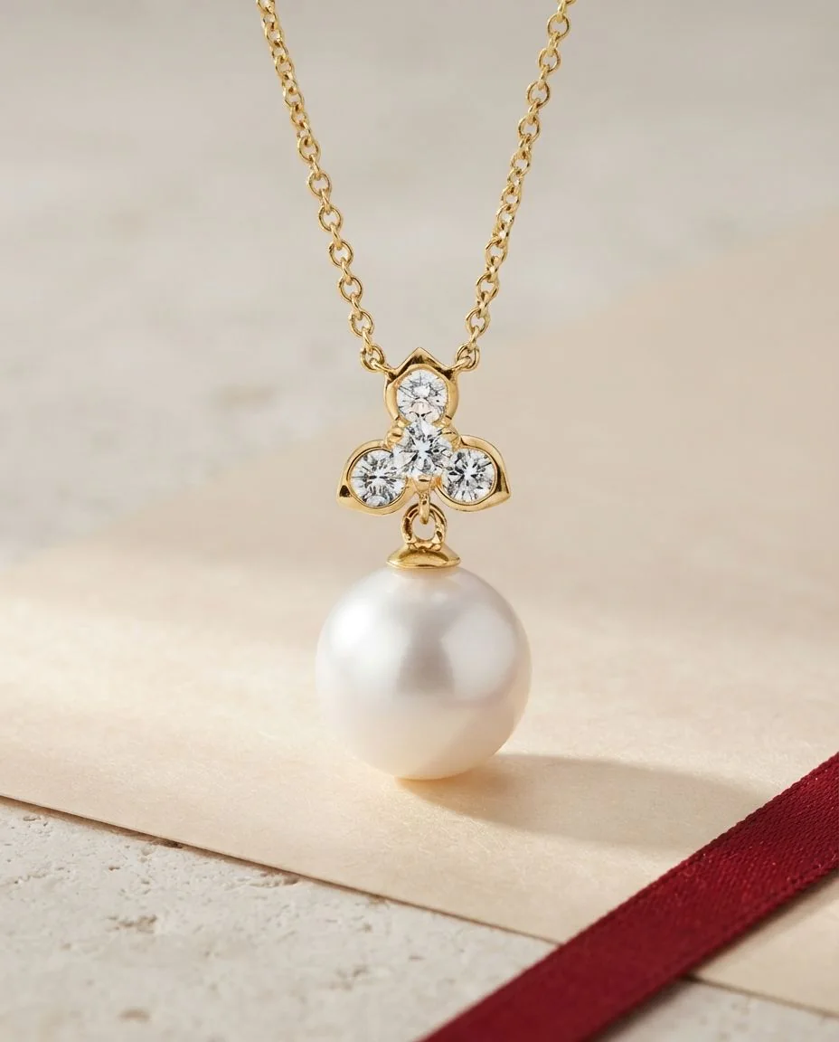 Collier 18 Karat Gelbgold, mit ZÖ 40 cm · drapiert