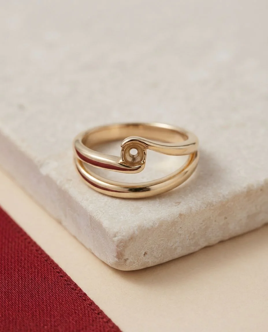 Ring 14 Karat Gelbgold · drapiert