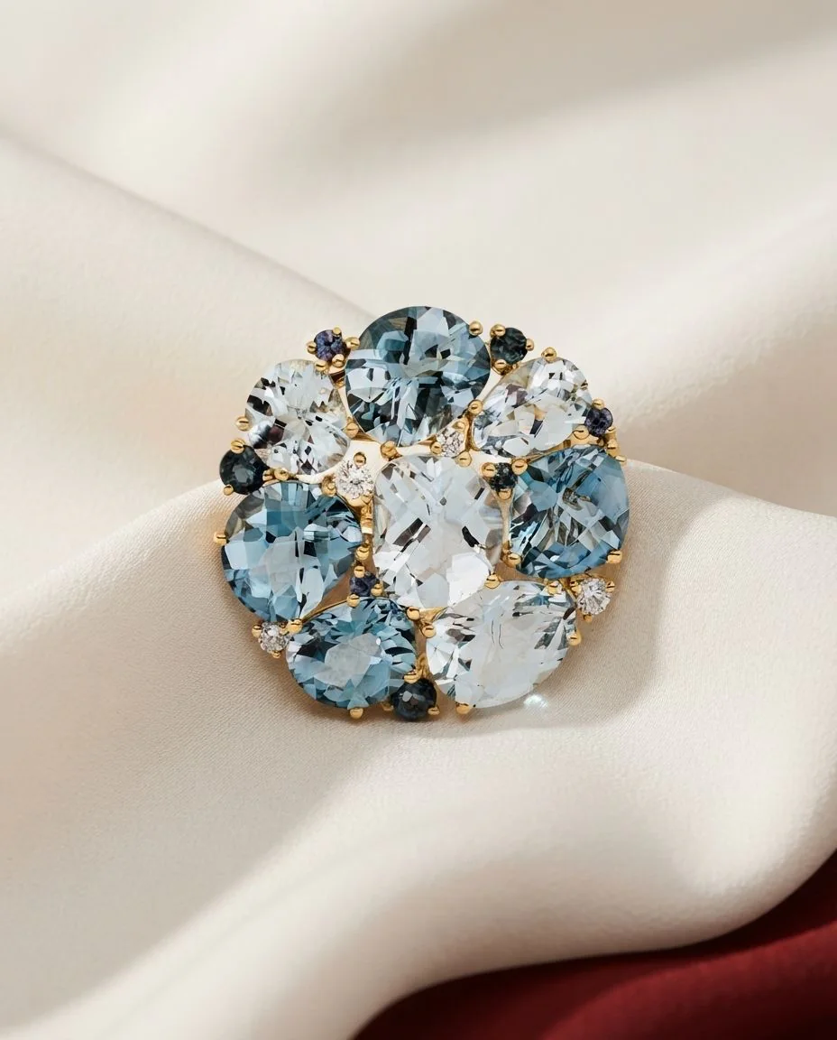 Brosche 18 Karat Gelbgold · drapiert