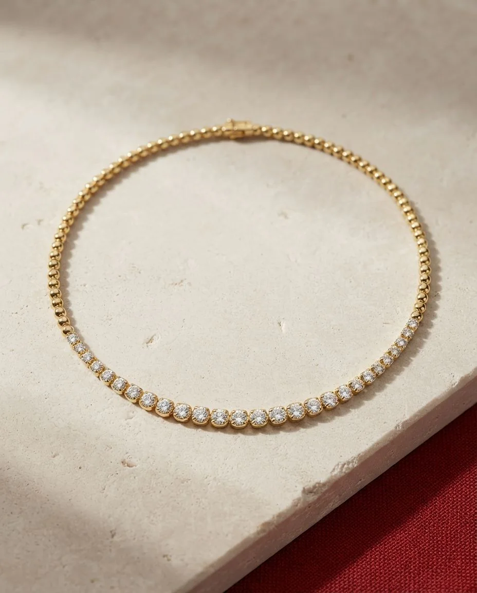 Collier 14 Karat Gelbgold · drapiert