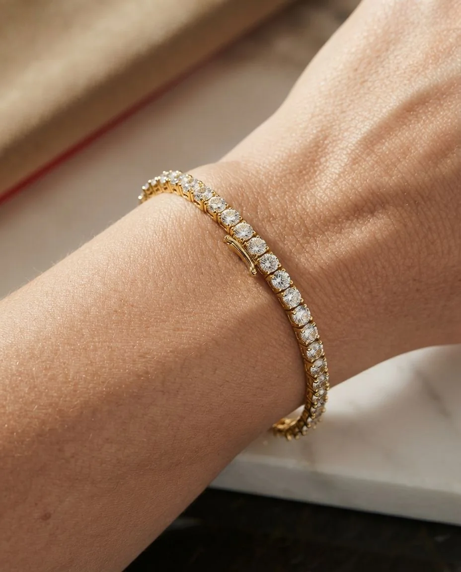 Armband 4er-Krappe 18 Karat Gelbgold, Premium Edition · getragen