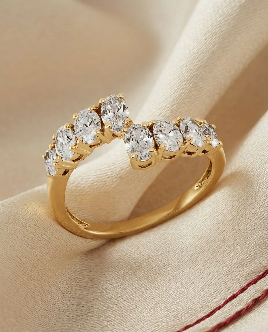 Ring 18 Karat Gelbgold · drapiert