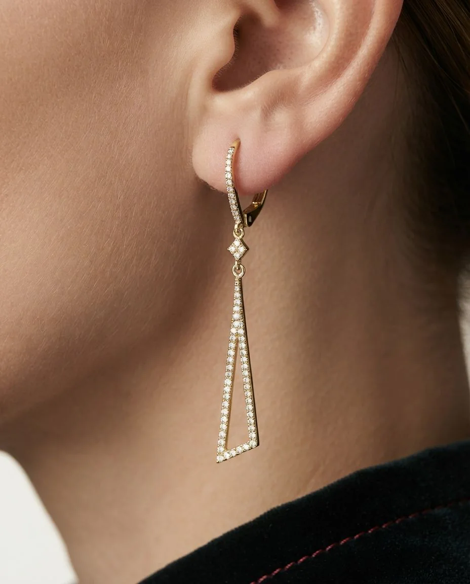 Ohrschmuck 18 Karat Gelbgold · getragen