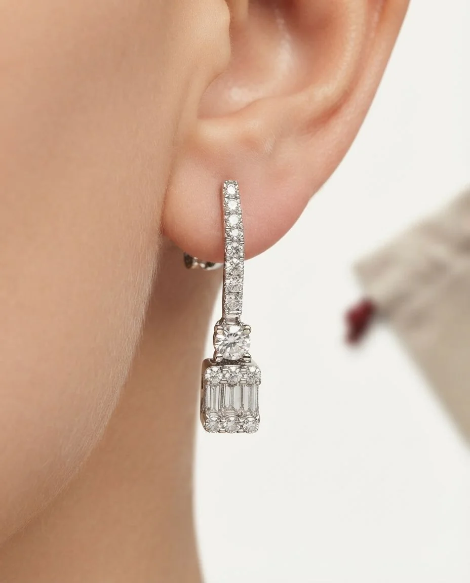 Ohrschmuck 18 Karat Gelbgold · getragen