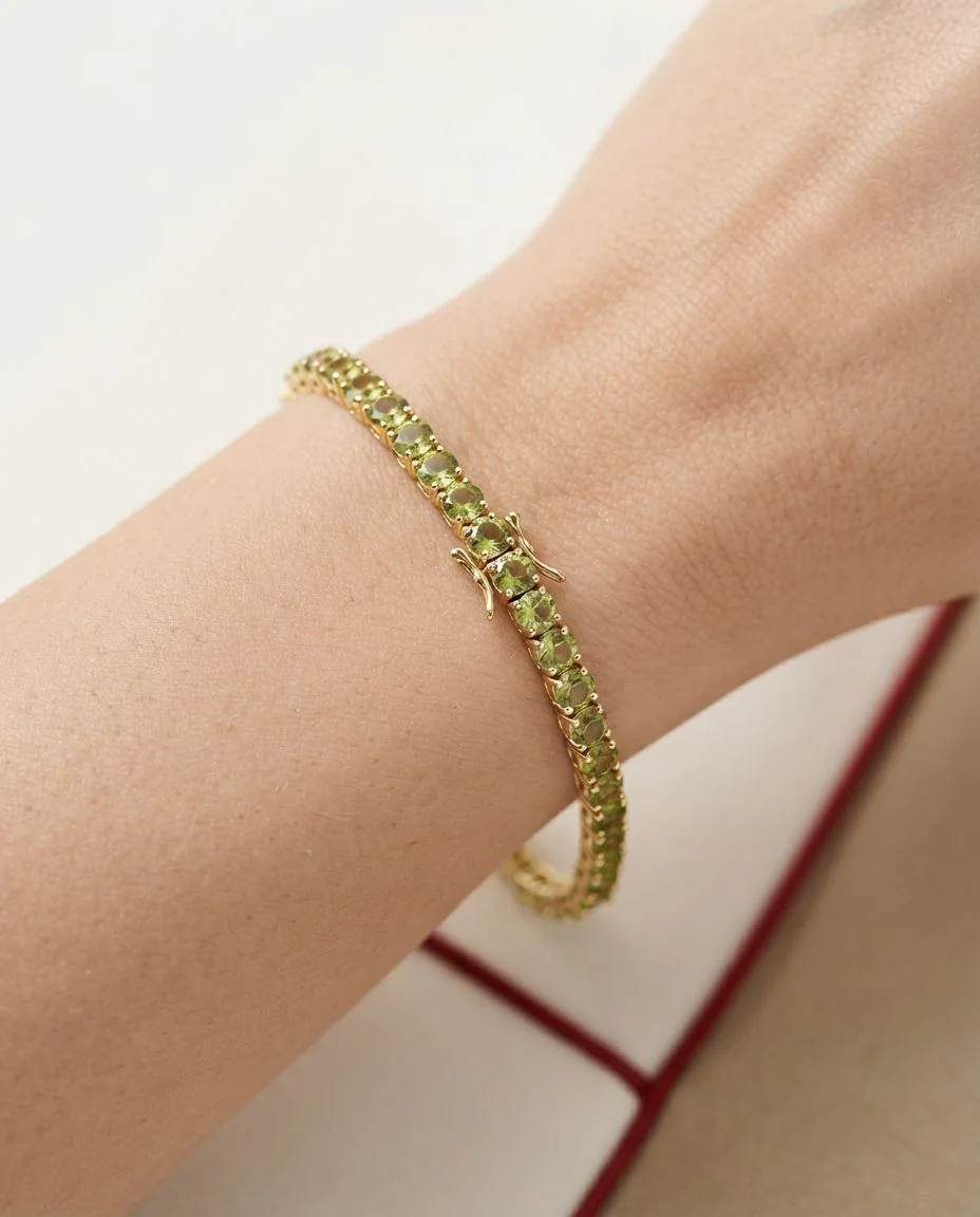 Armband 18 Karat Gelbgold · getragen