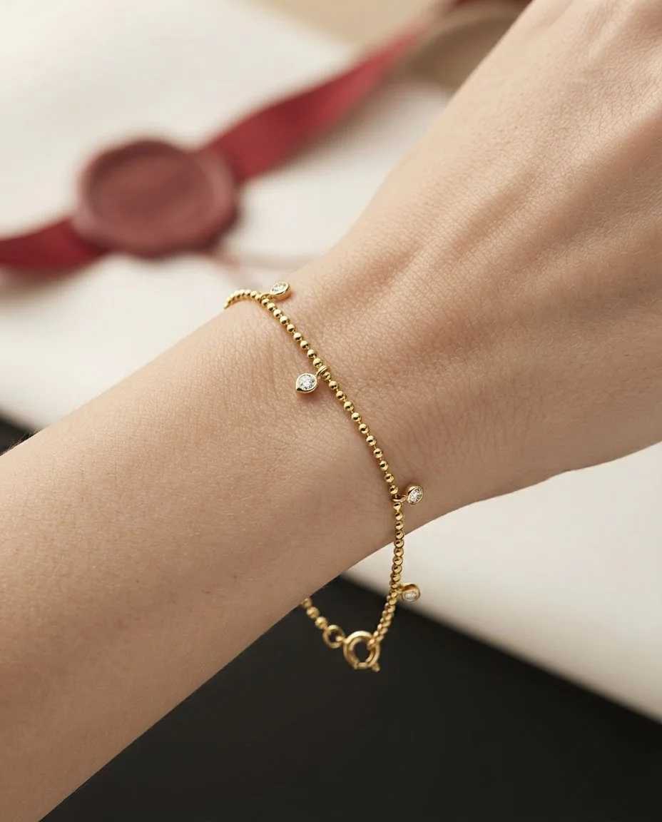 Armband 18 Karat Gelbgold · getragen