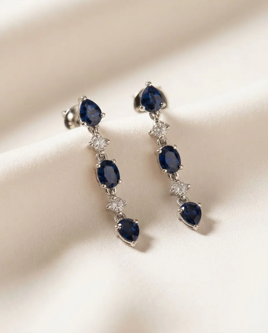 Ohrschmuck 14 Karat Weißgold · drapiert