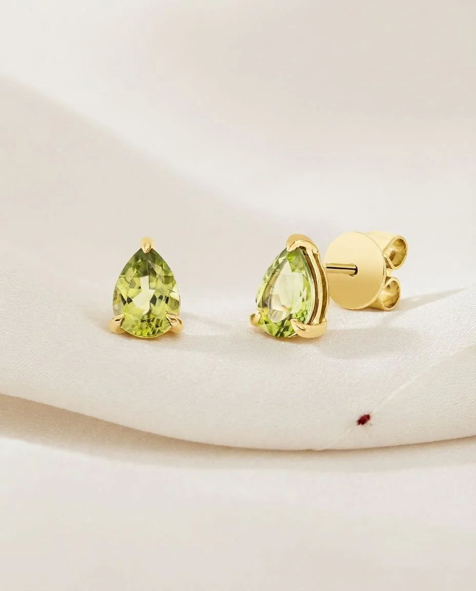 Ohrstecker 18 Karat Gelbgold · drapiert