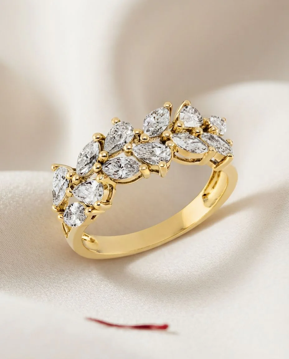 Ring 18 Karat Gelbgold · drapiert