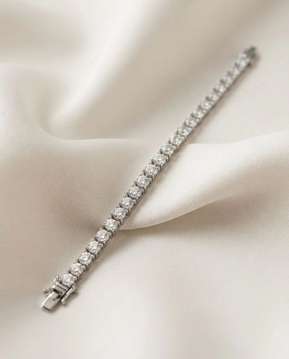 Armband 18 Karat Weißgold · drapiert