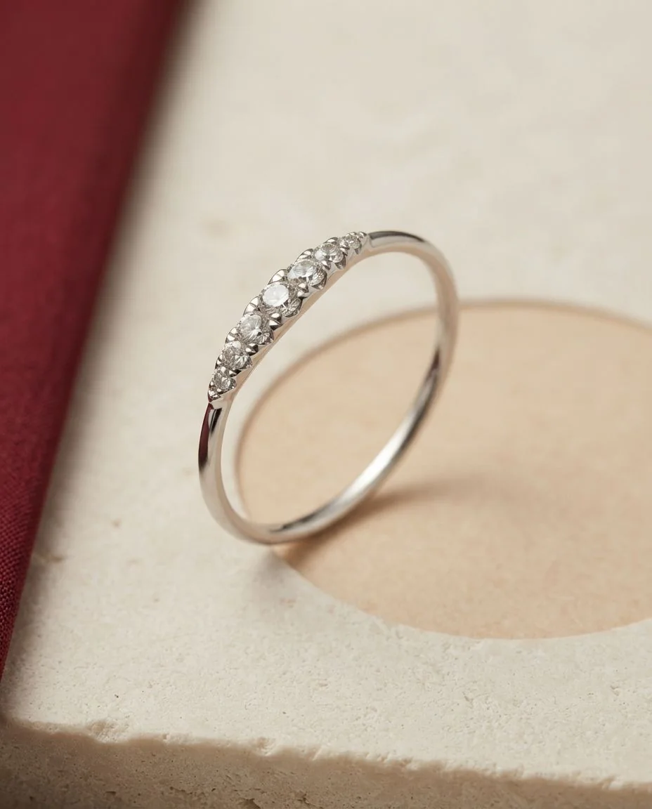 Ring 14 Karat Weißgold · drapiert