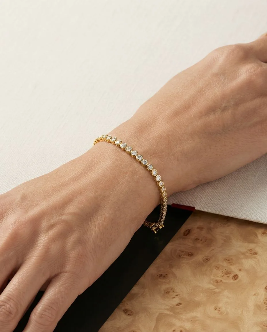 Armband 18 Karat Gelbgold · getragen