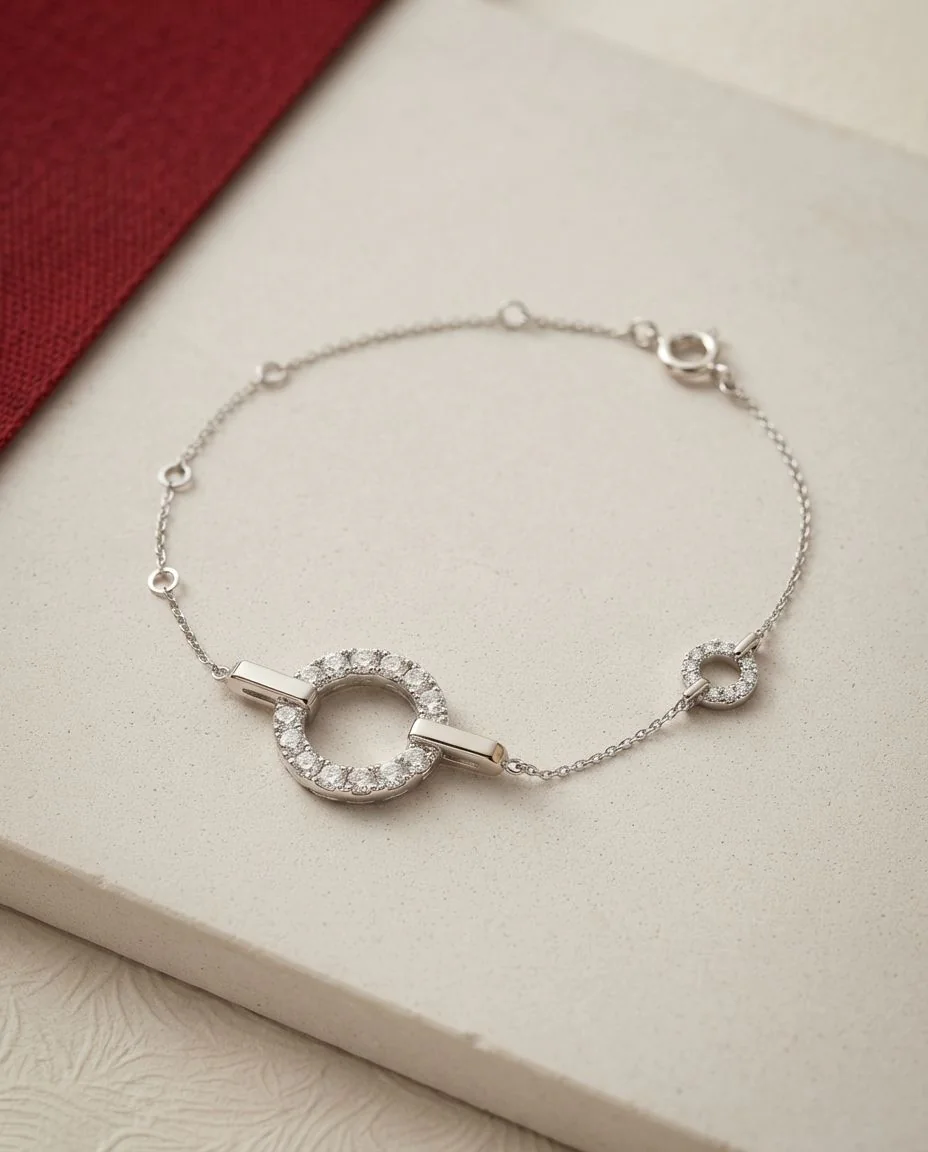 Armband 18 Karat Weißgold · drapiert