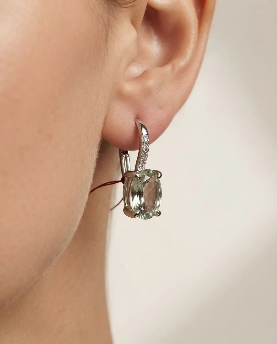 Ohrschmuck 4er-Krappe 14 Karat Weißgold · getragen