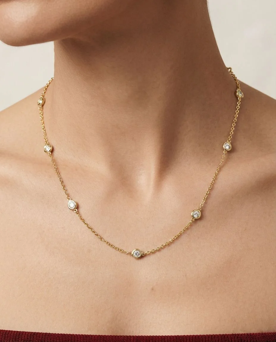 Collier 18 Karat Gelbgold · getragen