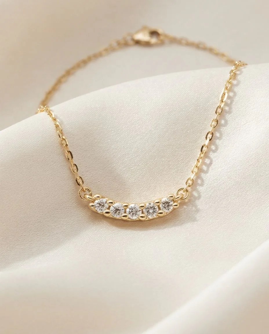 Collier 18 Karat Gelbgold, mit ZÖ 42 cm · drapiert