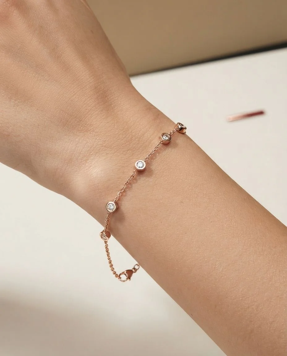 Armband 18 Karat Roségold · getragen
