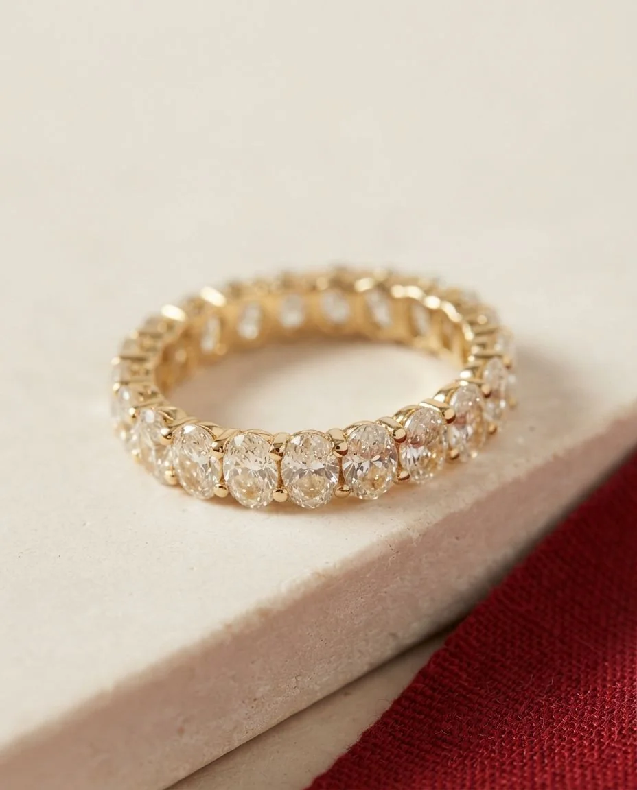 Ring 18 Karat Gelbgold · drapiert