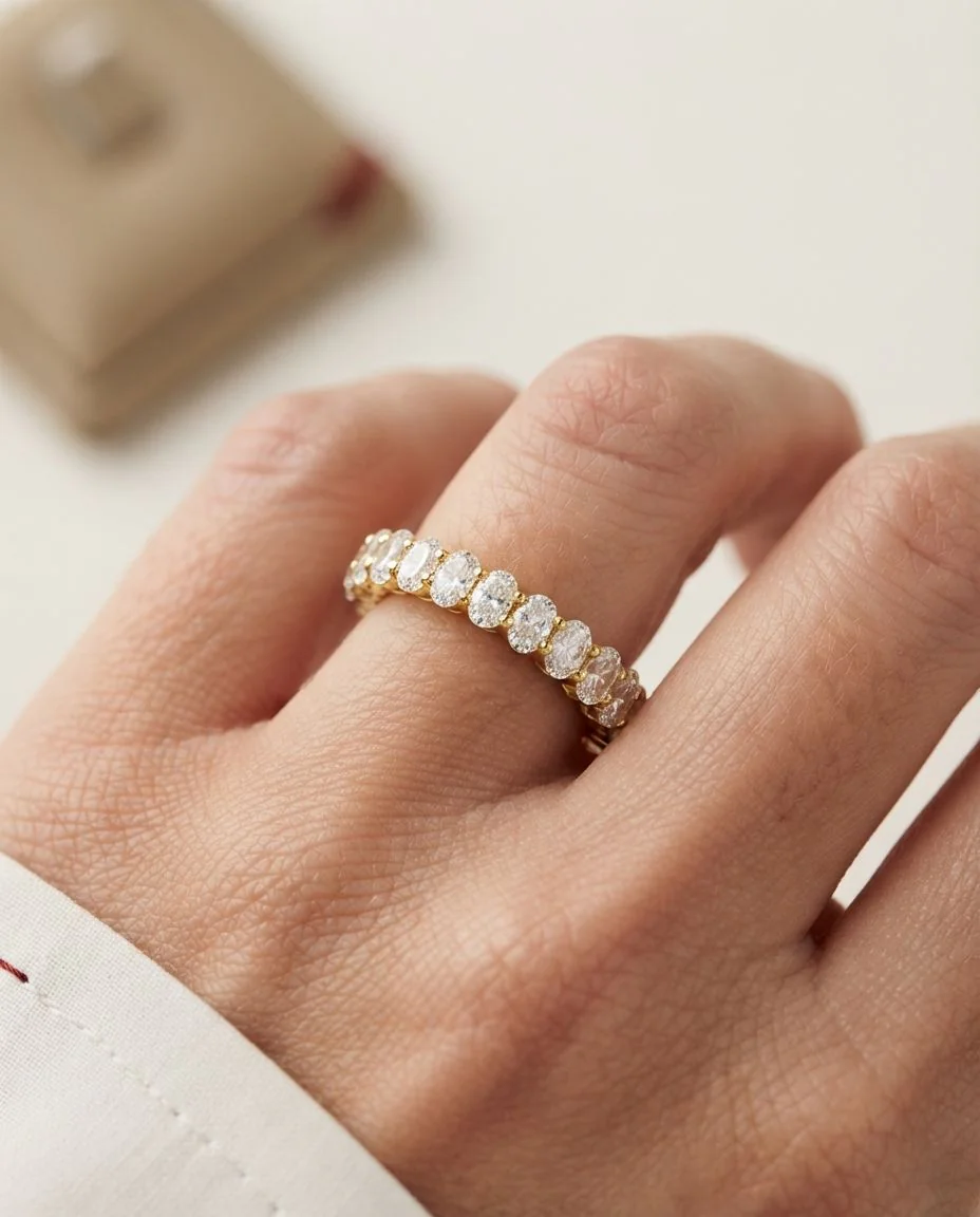 Ring 18 Karat Gelbgold · getragen