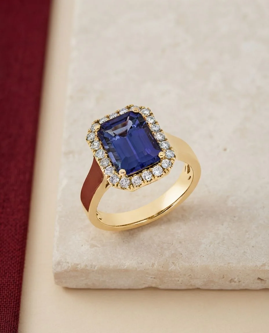 Ring 18 Karat Gelbgold · drapiert