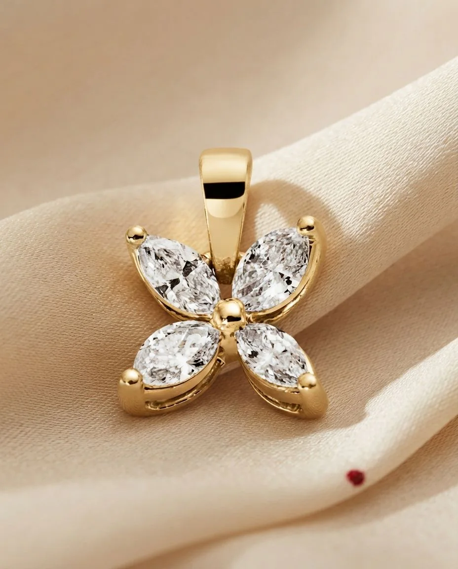 Anhänger 18 Karat Gelbgold, mit Öse · drapiert