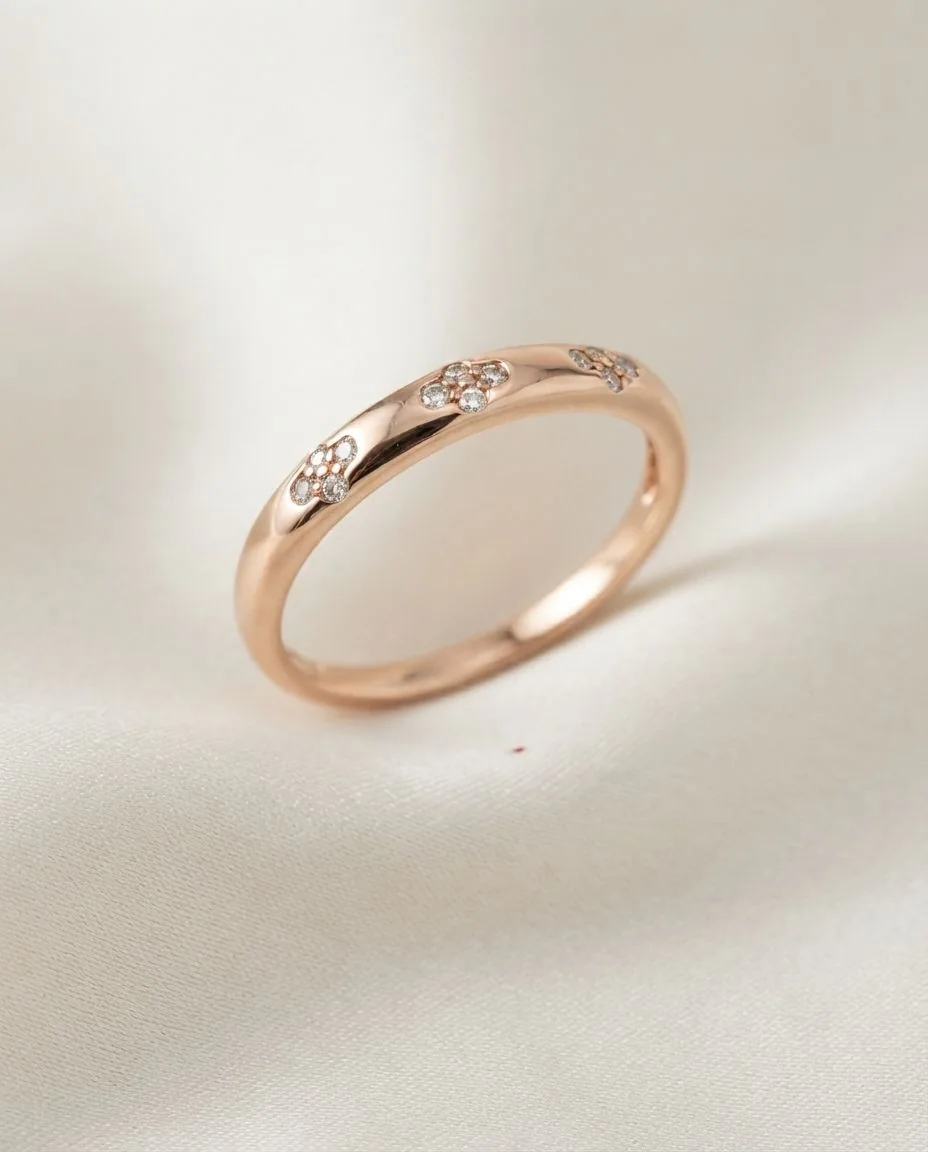 Ring 14 Karat Roségold · drapiert