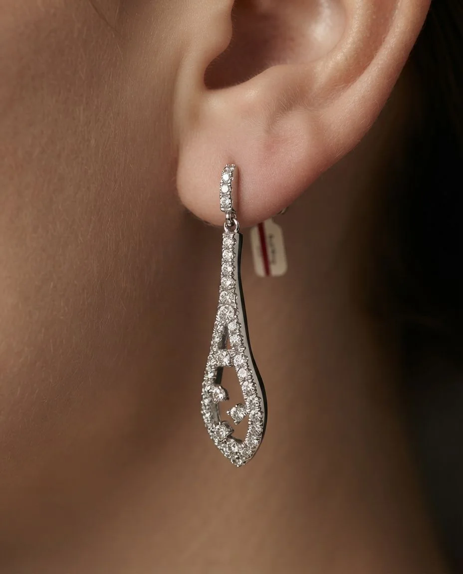 Ohrschmuck 18 Karat Gelbgold · getragen