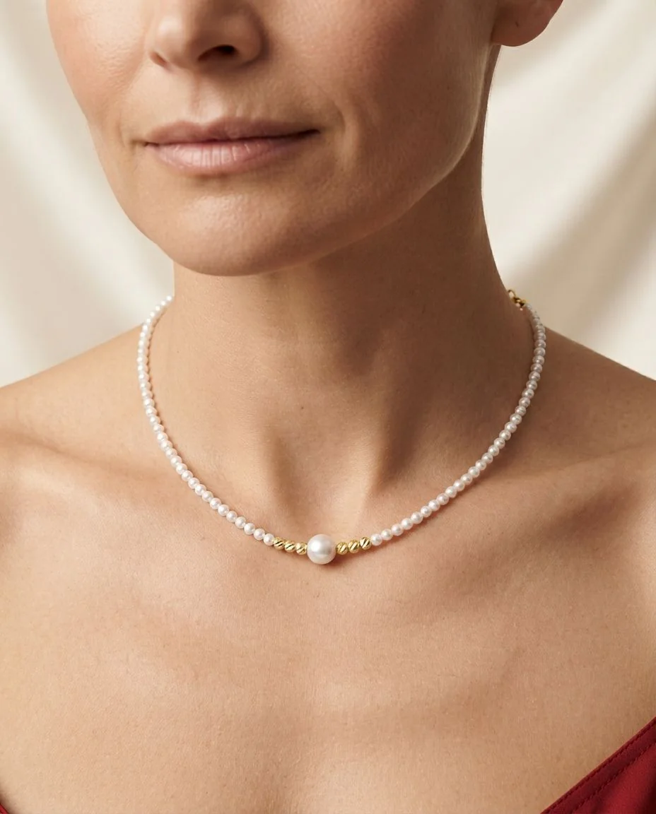 Collier 18 Karat Gelbgold · getragen
