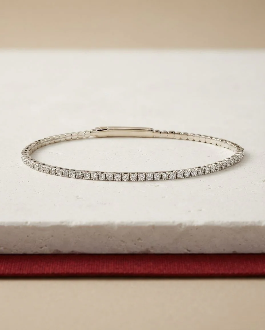 Armreif 18 Karat Weißgold · drapiert