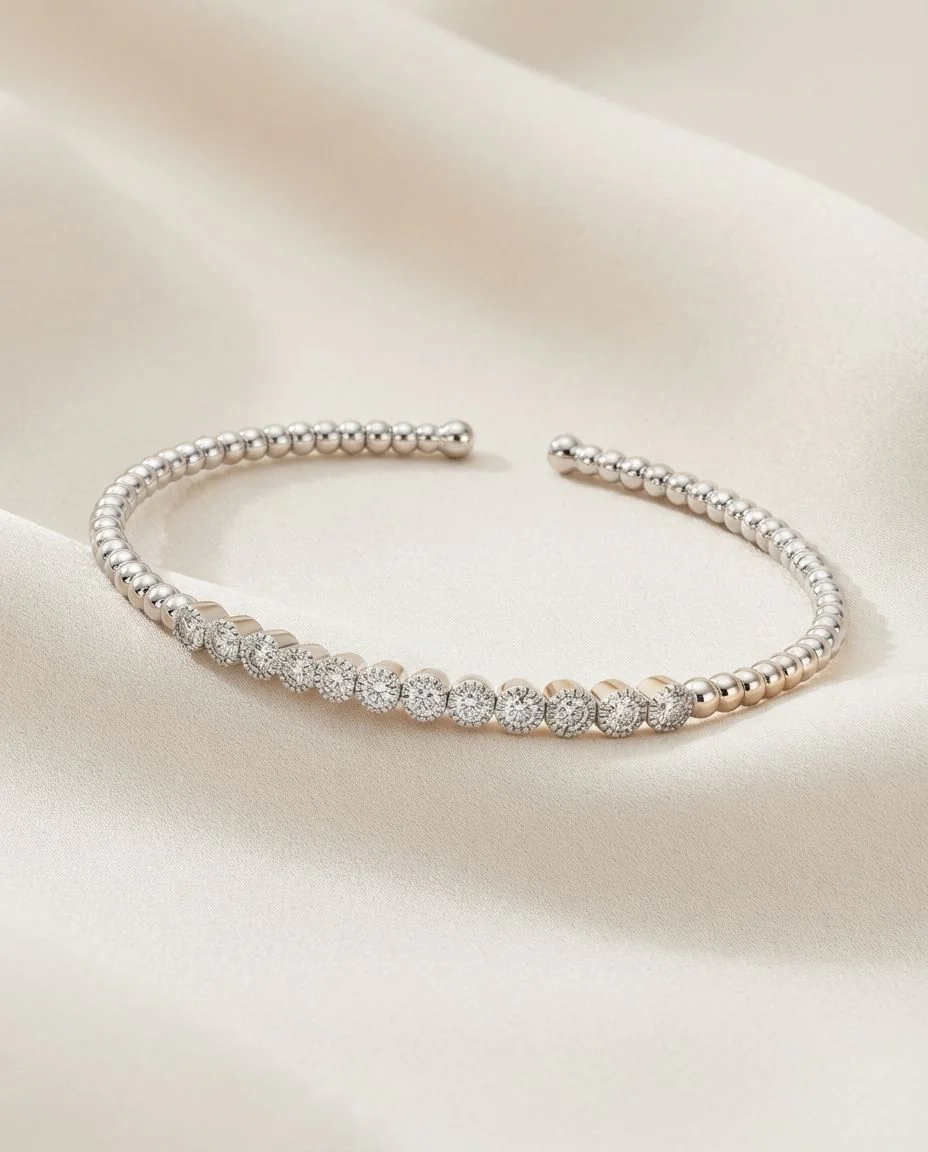 Armreif 18 Karat Weißgold · drapiert