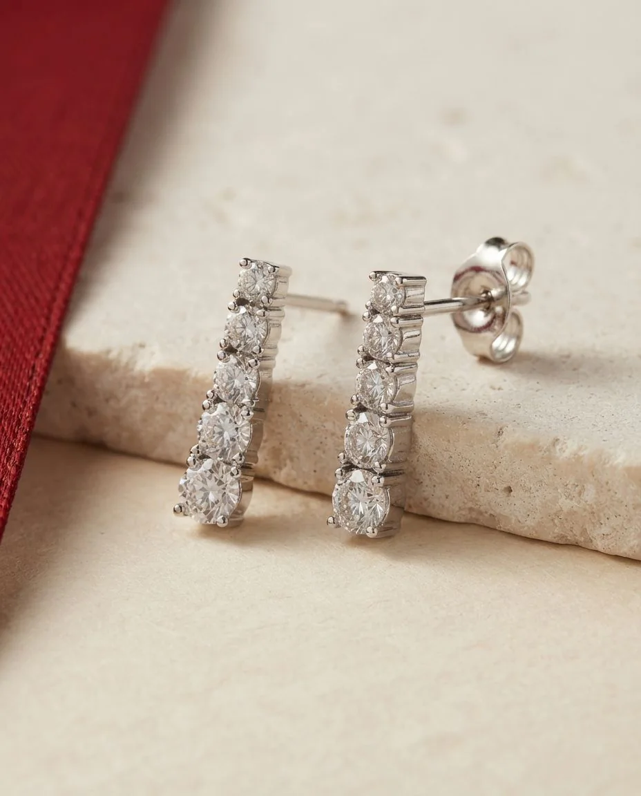 Ohrschmuck 14 Karat Weißgold · drapiert