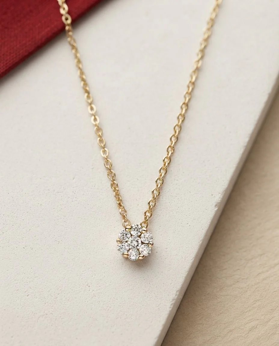 Collier 14 Karat Gelbgold · drapiert