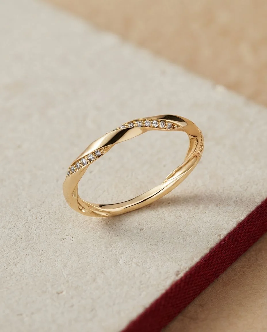 Ring 14 Karat Gelbgold · drapiert