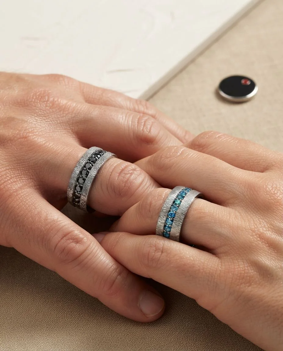 Eheringe Tantal Memoire Ring handgemacht TA85 & TA86 · getragen
