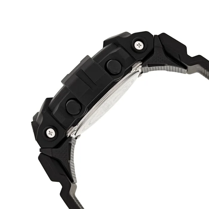 Die seitliche Ansicht der G-SHOCK Armbanduhr GBD-800-1B zeigt die schwarzen Bedientasten und silbernen Schrauben rechts außen am Gehäuse.