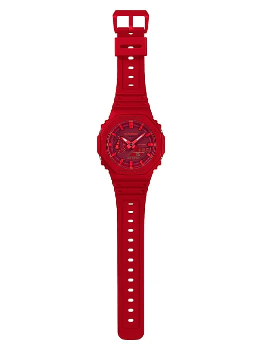 Komplettansicht der flach liegenden G-SHOCK Armbanduhr GA-2100-4A.