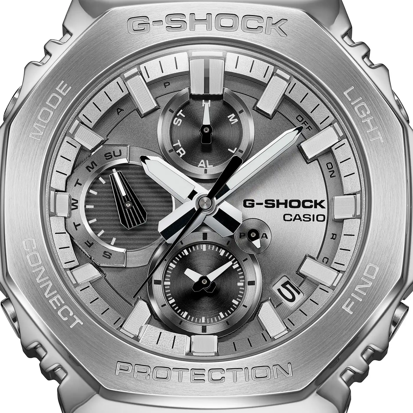 Auf dem analogen Zifferblatt der GMC-B2100ADS-1AER sind drei weitere schwarze Anzeigen zu sehen, sowie eine Tagesanzeige zwischen der 4- und 5-Uhr-Position