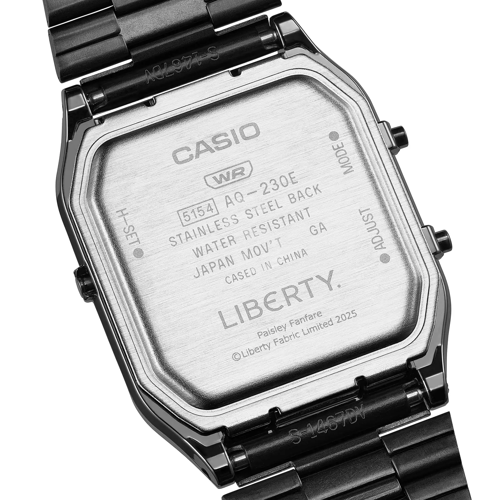 Gravierte Rückseite der AQ-230EBLT-1AER mit dem Schriftzug LIBERTY